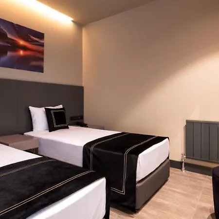 Szálloda Menalo Premium Airport 5*
