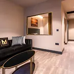 Hotel Menalo Premium Airport