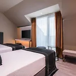 Menalo Premium Airport 5* Istanbul