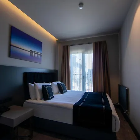 Menalo Premium Airport 호텔 5*
