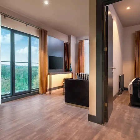 Menalo Premium Airport 5*