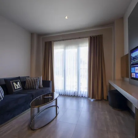 Szálloda Menalo Premium Airport 5*