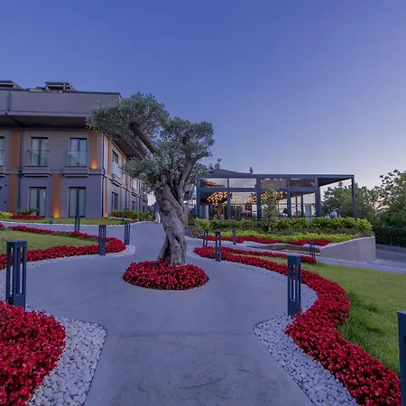 Menalo Premium Airport 5*